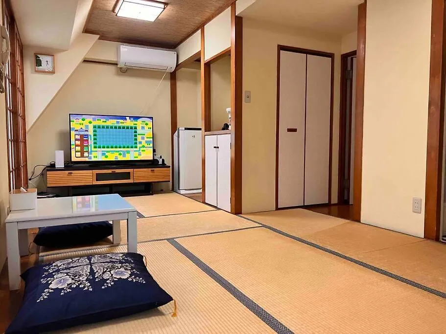 7th Floor Apartment: Airport-Accessible Urban Retreat Tokyo 0*,  Japan