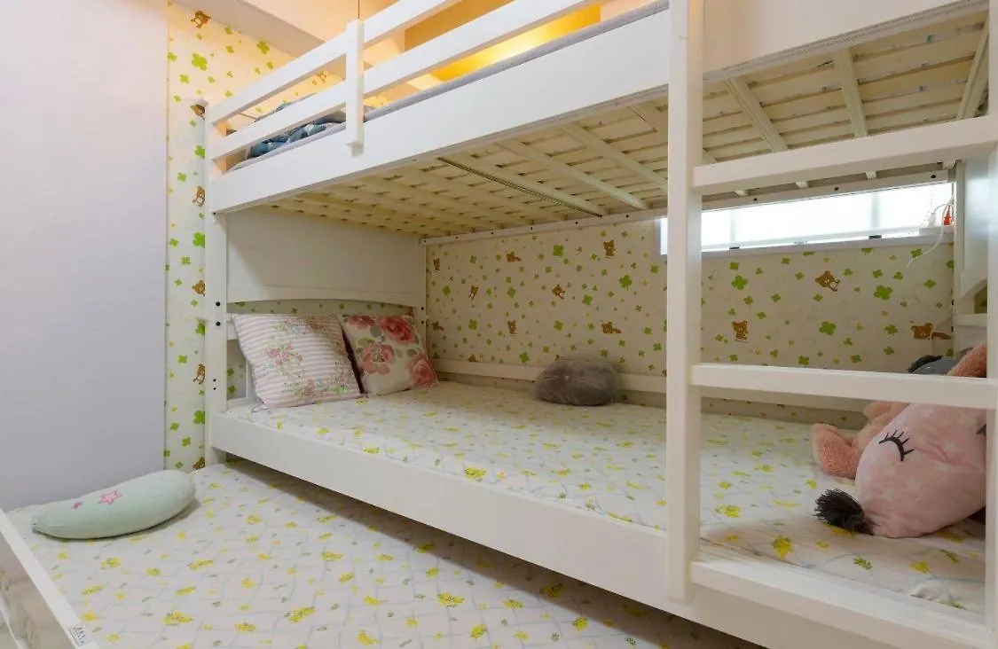 Apartment 7th Floor Apartment: Airport-Accessible Urban Retreat Tokyo